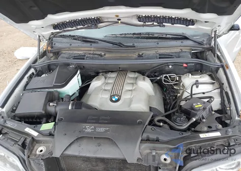 2004 BMW X5 4.8Is из США, поврежденный, VIN 5UXFA93504LE81053